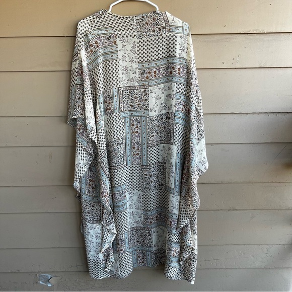 Boho Mixed Printed Kimono - Size M  Lightweight Summer Vacation Resortwear - Picture 6 of 6